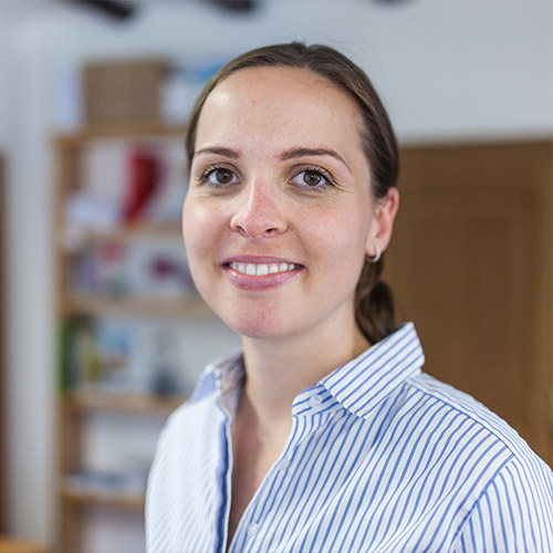 Frau Polina Zumbé
